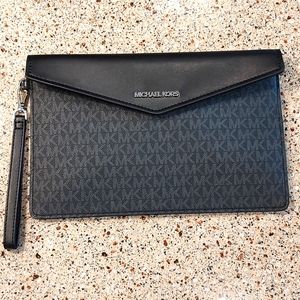 Michael Kors oversized wristlet